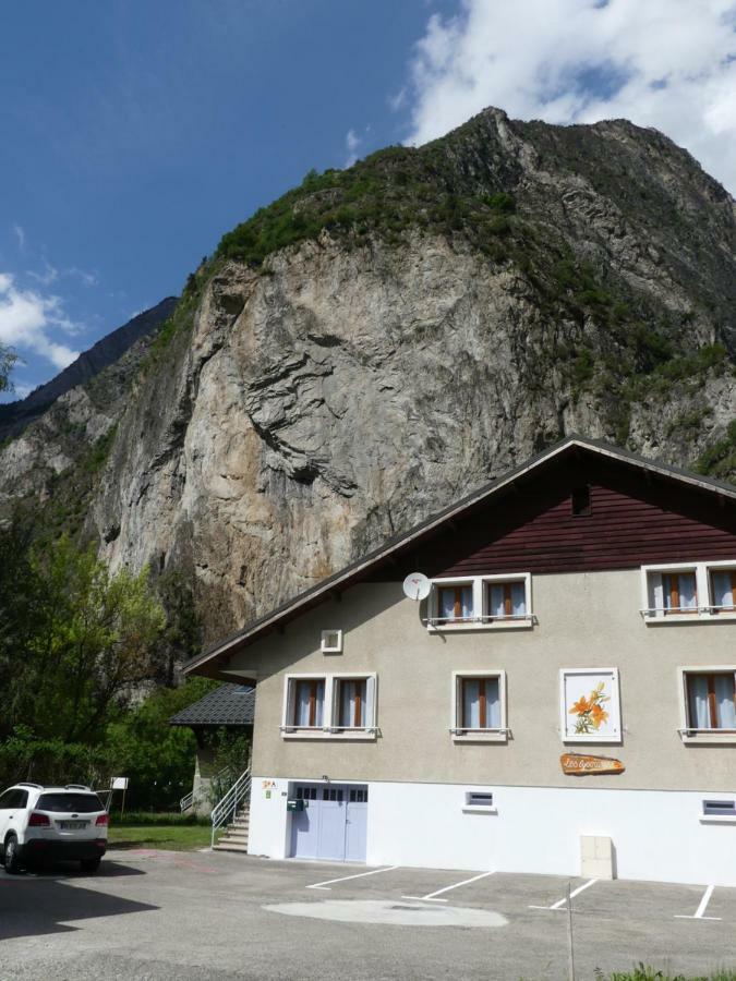 Les Lys Oranges Apartment Le Bourg-dʼOisans Exterior foto
